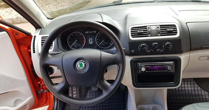 Skoda Fabia cena 15900 przebieg: 125000, rok produkcji 2007 z Strzegom małe 742